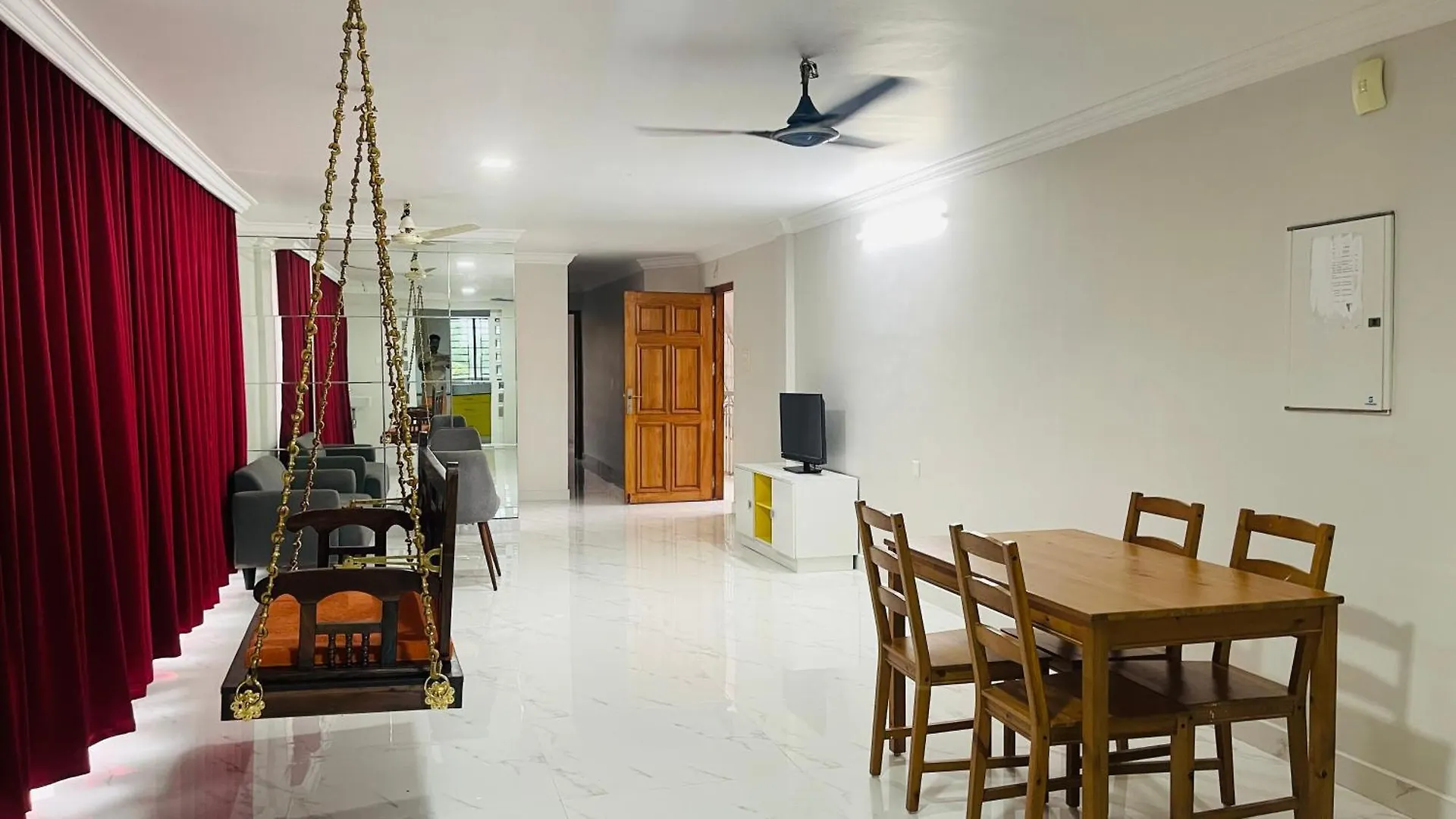 Rajamandiram 3Bhk Ac,Near Sree Padmanabhaswamy Temple, Trivandrum Central 트리반드룸 0*,  인도
